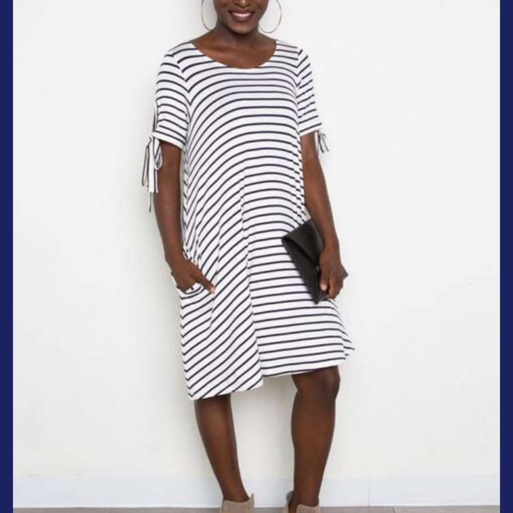 Tie sleeve dress with pockets (navy stripe)